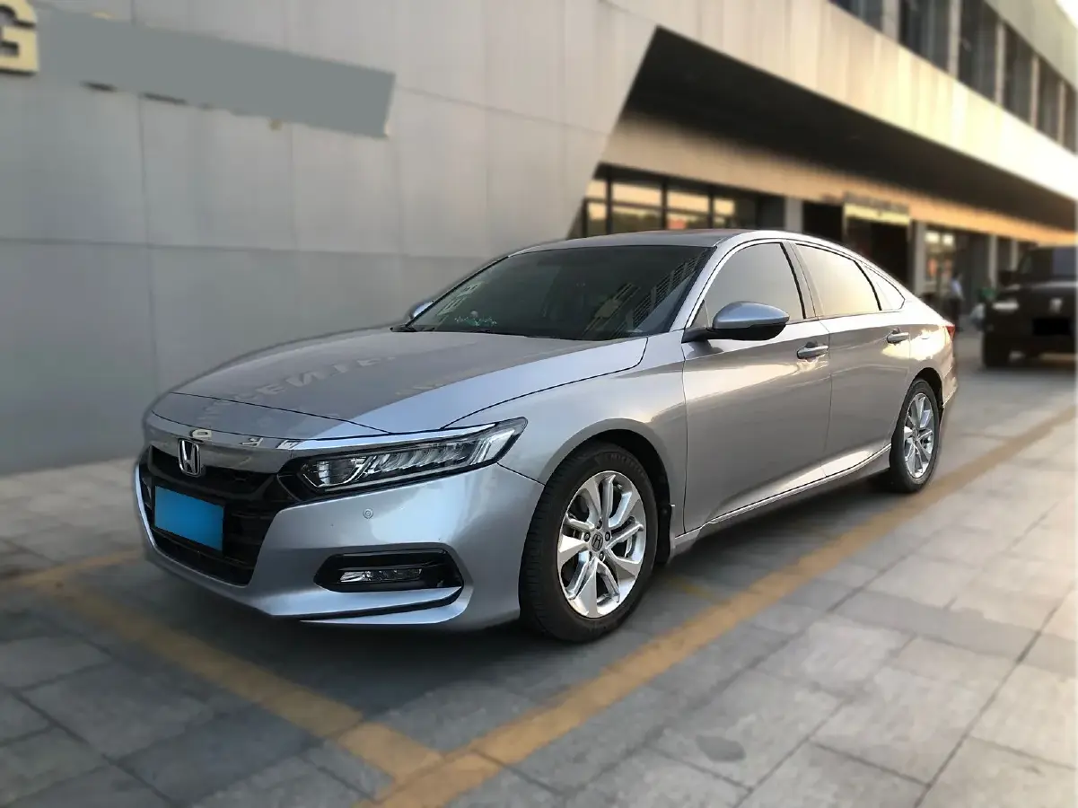 2018 Honda Accord 1.5T 194HP L4 CVT