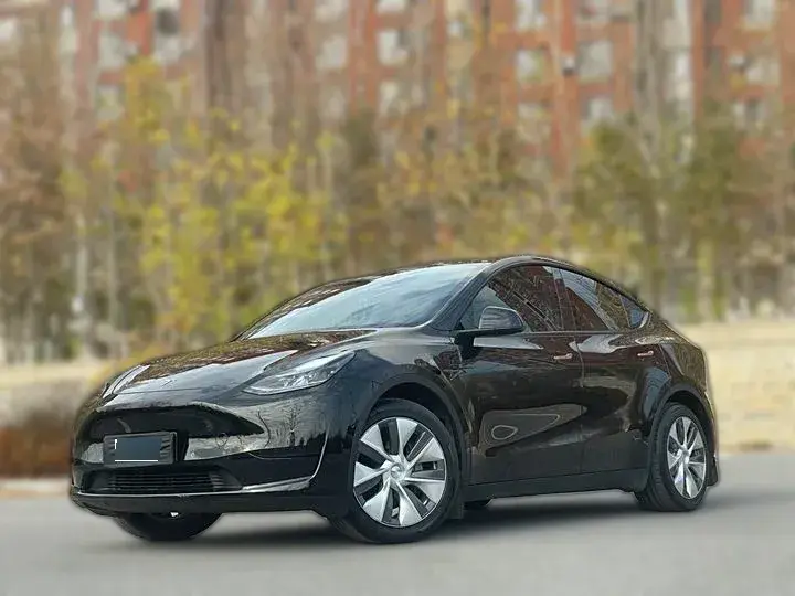 2022 Tesla Model Y BEV 60KWH