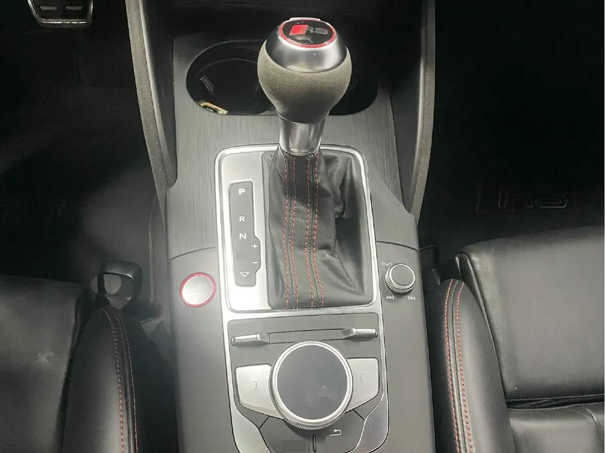 2017 Audi RS 3 2.5T 400HP L5 7DCT,autocango,china used car exporter,china ev exporter,chinese used car exporter,chinese used ev exporter