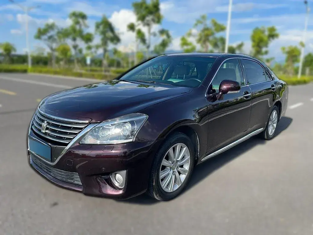 2012 Toyota Crown 2.5L 193HP V6 6AT