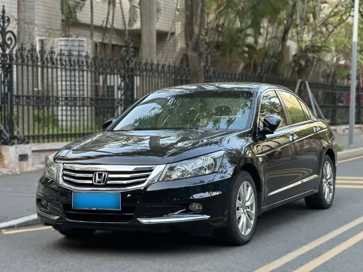 2013 Honda Accord 2.4L 179HP L4 5AT