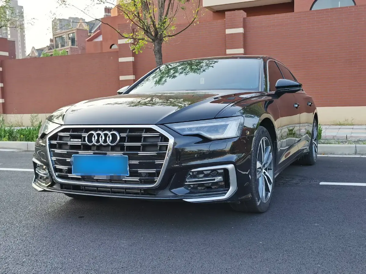 2023 Audi A6L 2.0T 190HP L4 7DCT