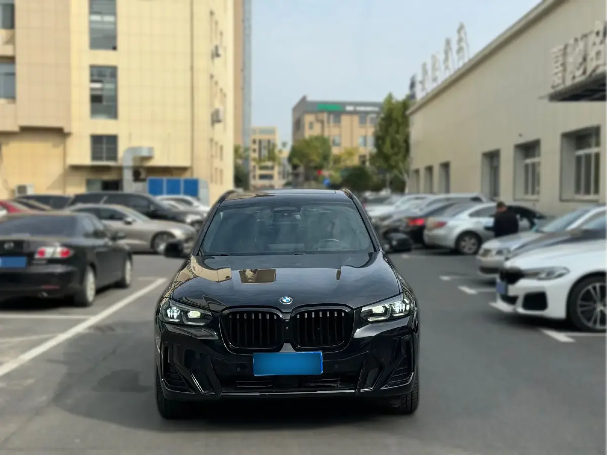 2022 BMW X3 2.0T 252HP L4 8AT