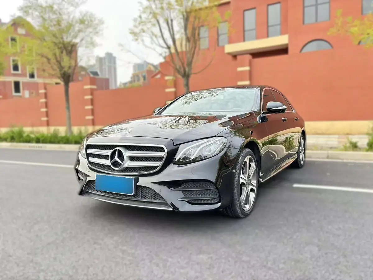 2018 Mercedes-Benz E Class 2.0T 184HP L4 9AT