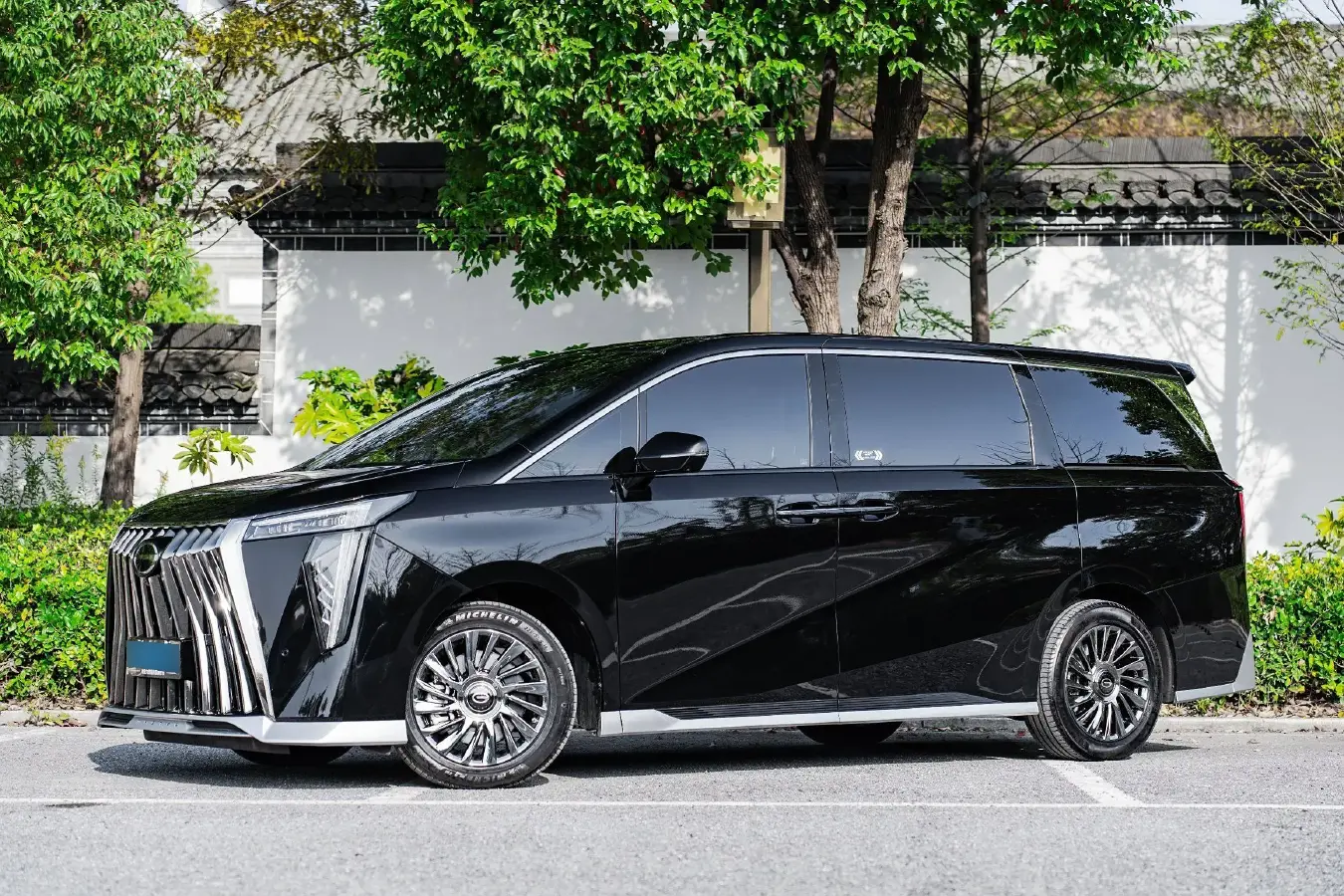 2023 GAC Trumpchi M8 2.0T 252HP L4 8AT