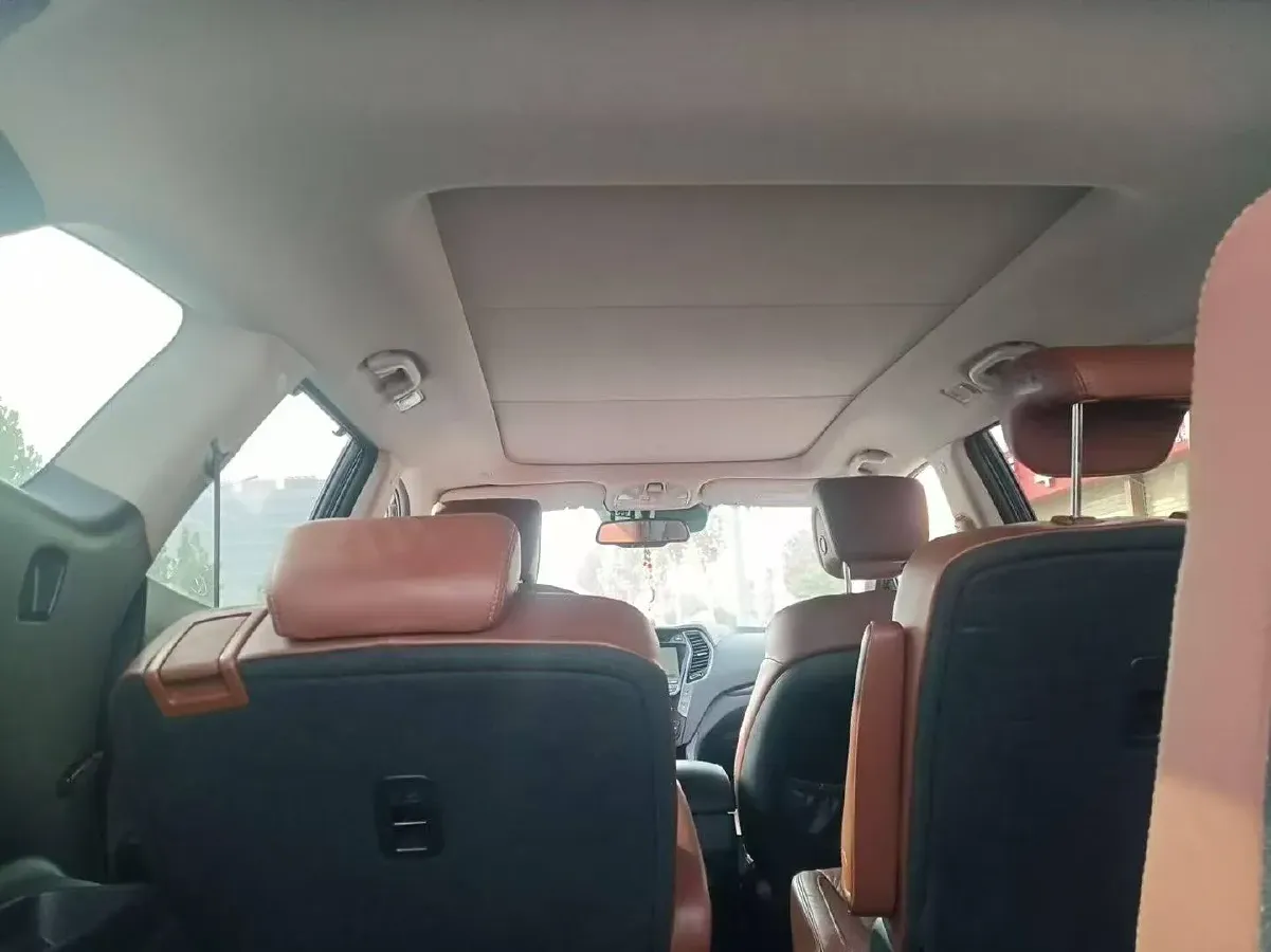 2013 Hyundai Grand SantaFe 3.0L 264HP V6 6AT,autocango,china used car exporter,china ev exporter,chinese used car exporter,chinese used ev exporter