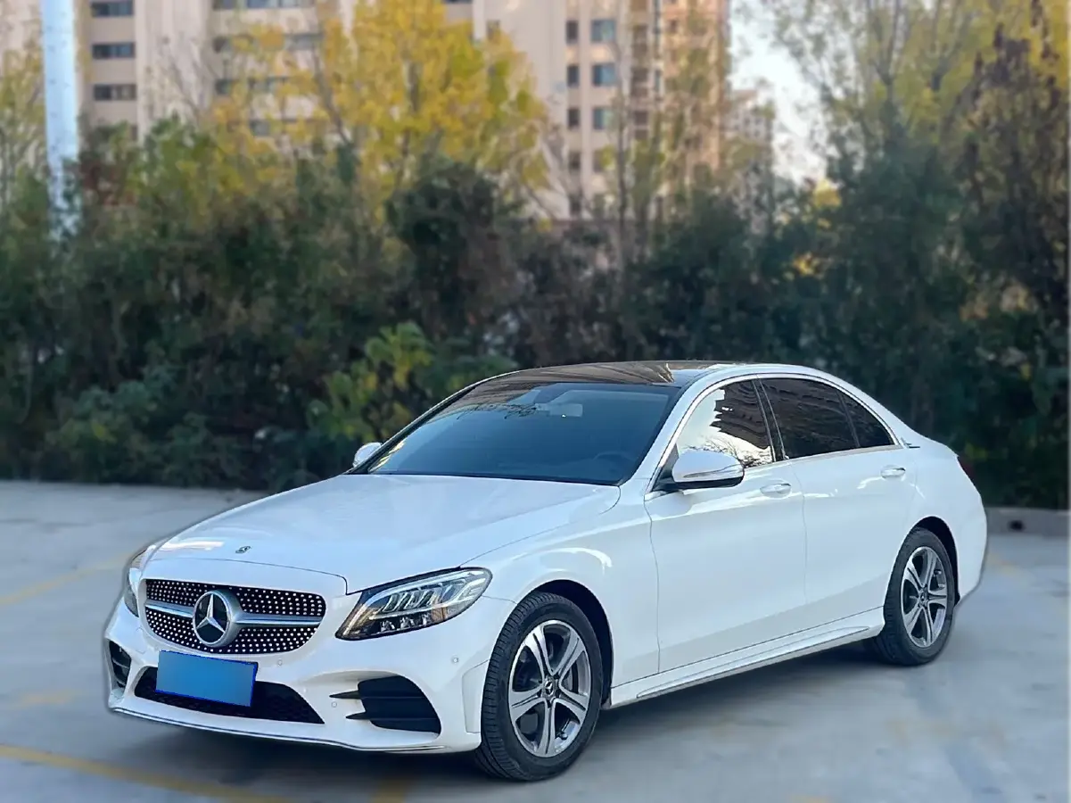 2020 Mercedes-Benz C Class 1.5T 184HP L4 9AT