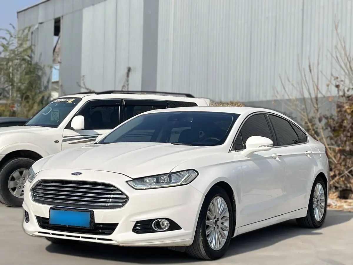 2013 Ford Mondeo 2.0T 203HP L4 6AT