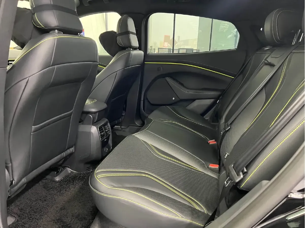 2024 Ford Mustang Mach-E BEV 80.3KWH,autocango,china used car exporter,china ev exporter,chinese used car exporter,chinese used ev exporter