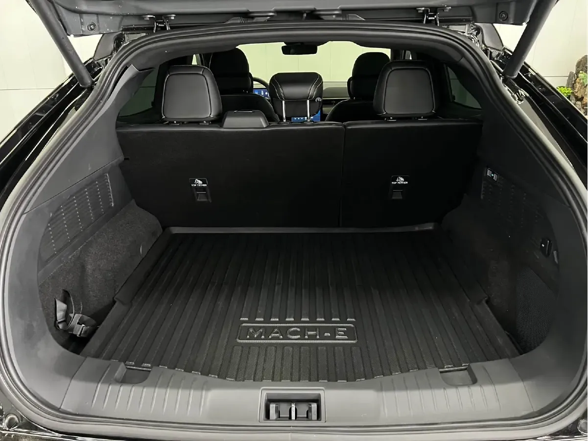 2024 Ford Mustang Mach-E BEV 80.3KWH,autocango,china used car exporter,china ev exporter,chinese used car exporter,chinese used ev exporter