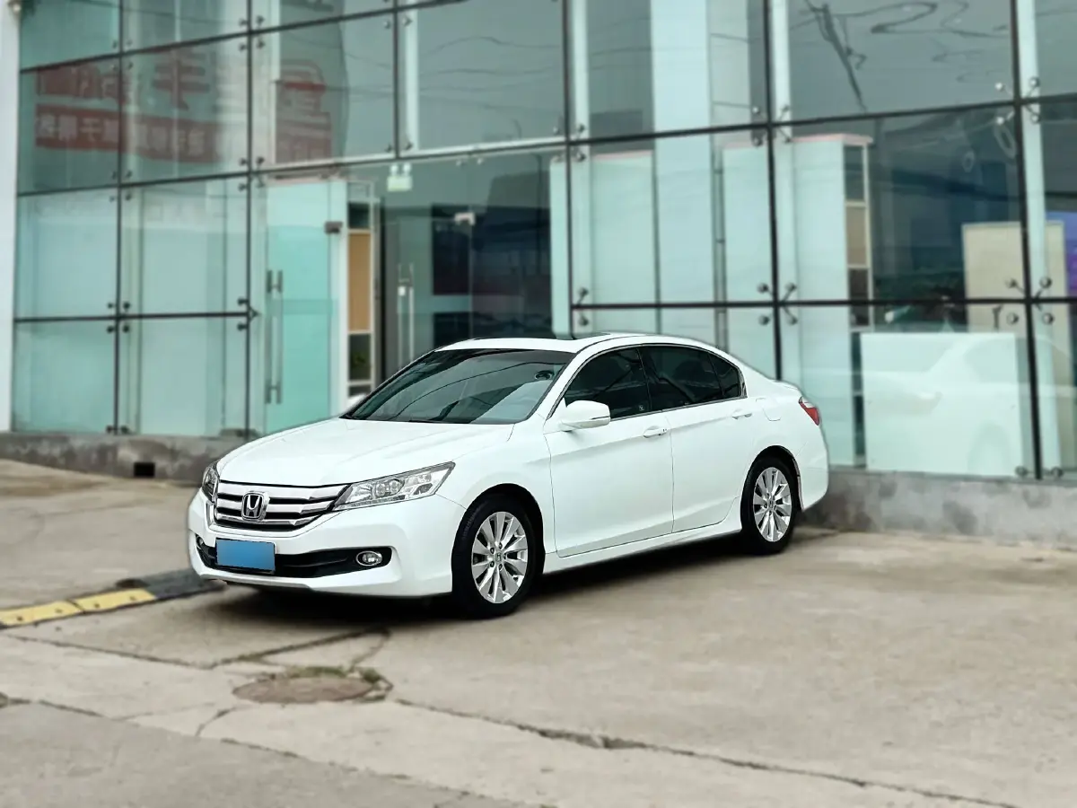 2014 Honda Accord 2.4L 186HP L4 CVT