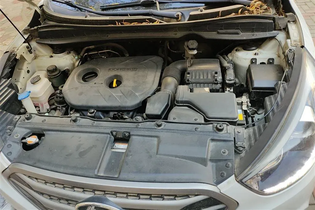 2013 Hyundai ix35 2.0L 165HP L4 6AT,autocango,china used car exporter,china ev exporter,chinese used car exporter,chinese used ev exporter