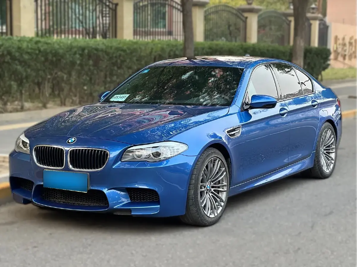 2012 BMW M5 4.4T 560HP V8 7DCT