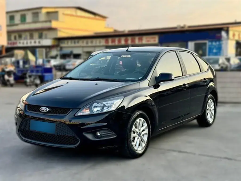 2013 Ford Focus 1.8L 124HP L4 4AT