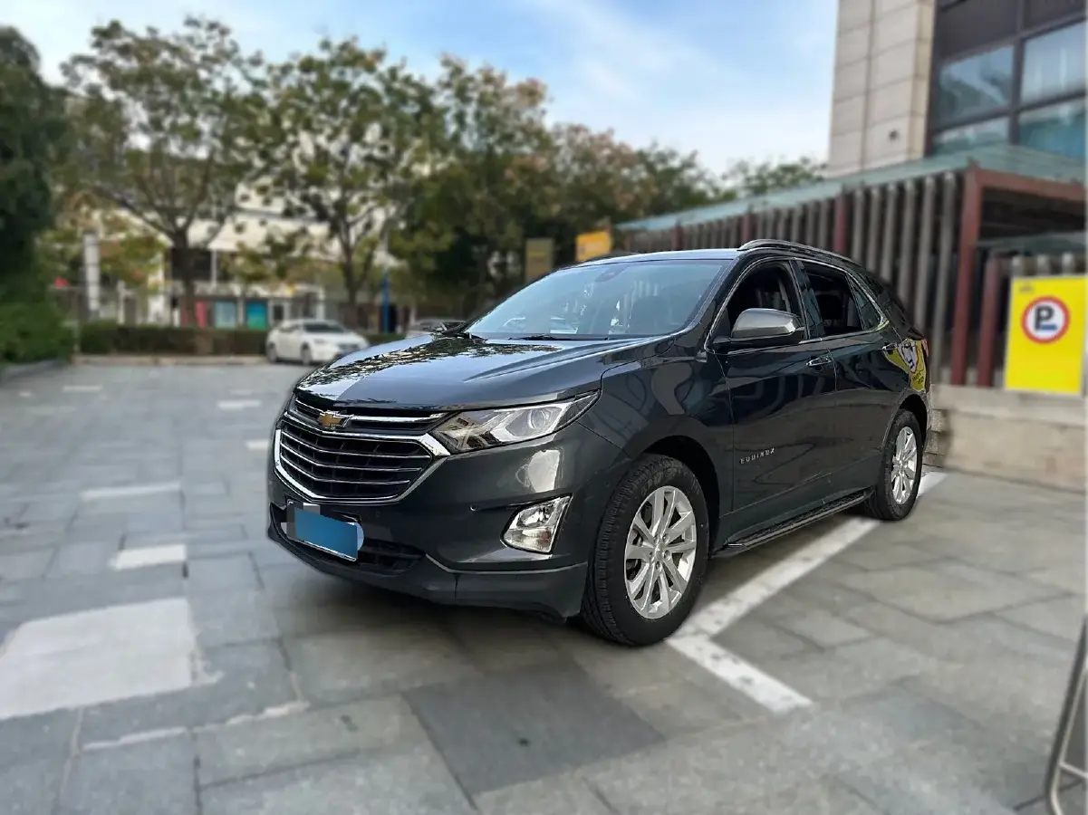 2018 Chevrolet Equinox 2.0T 260HP L4 9AT