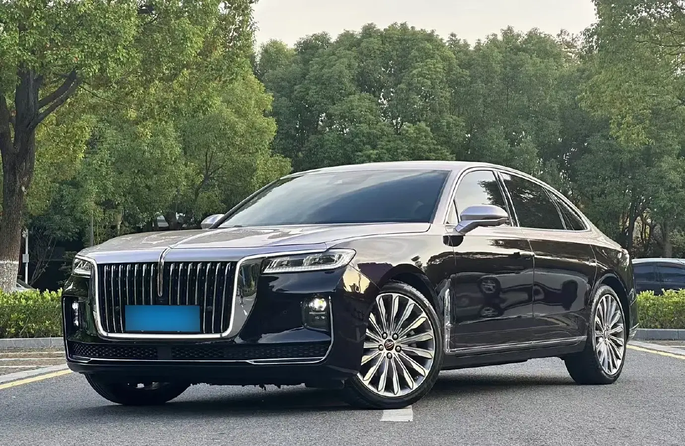 2022 HongQi H9 3.0T 283HP V6 7DCT