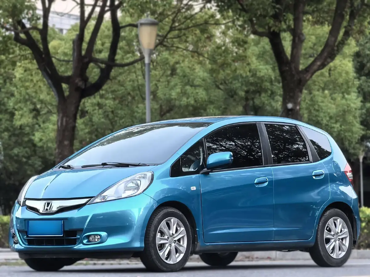 2011 Honda Fit 1.5L 120HP L4 5AT