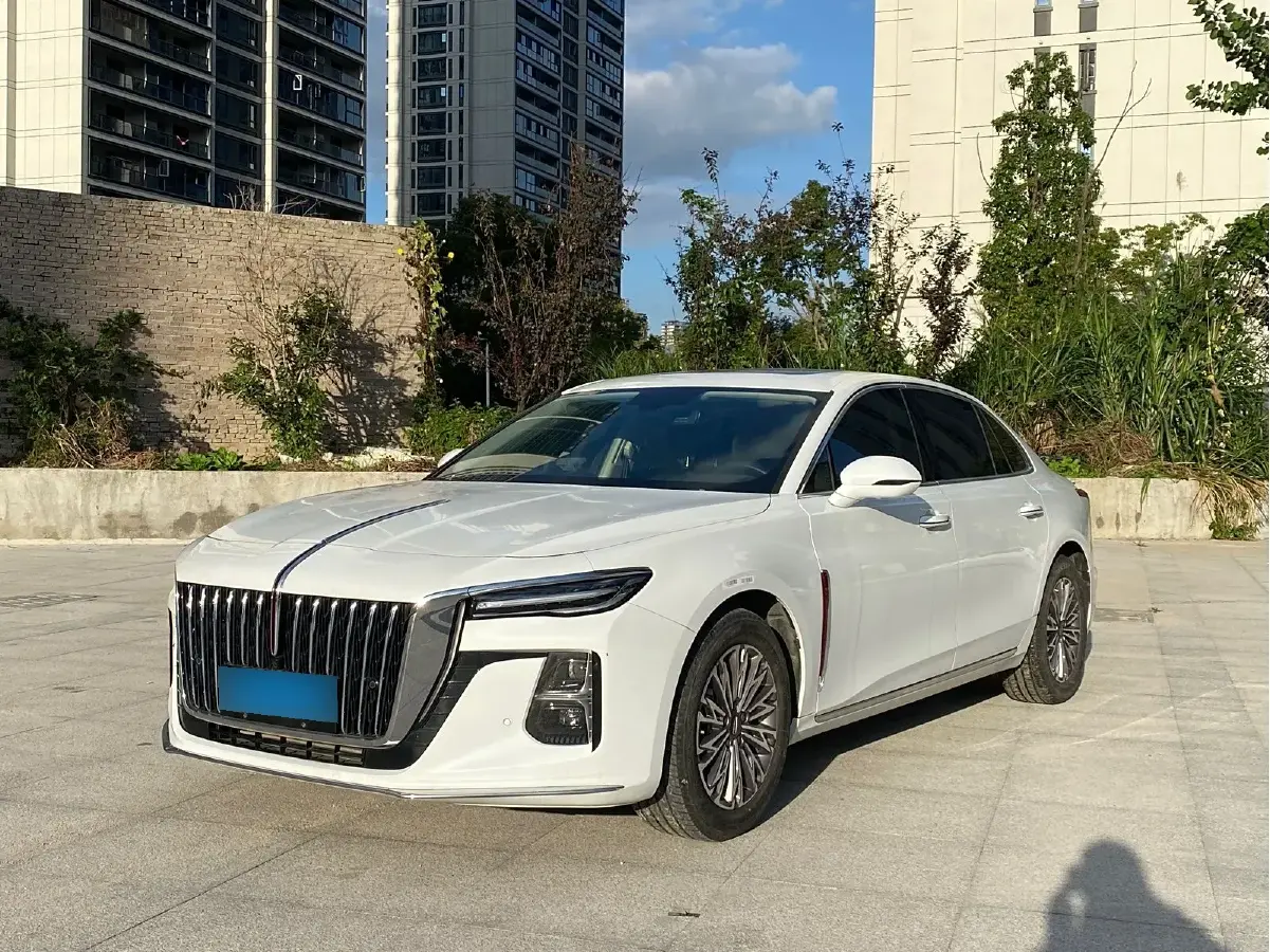 2023 HongQi H5 1.5T 169HP L4 7DCT