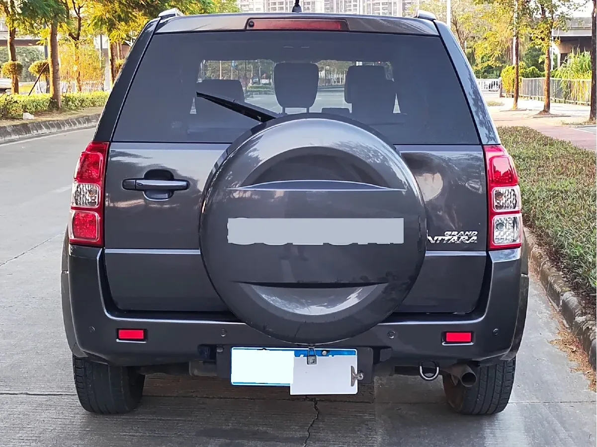 2011 Suzuki Grand Vitara 2.4L 166HP L4 4AT,autocango,china used car exporter,china ev exporter,chinese used car exporter,chinese used ev exporter