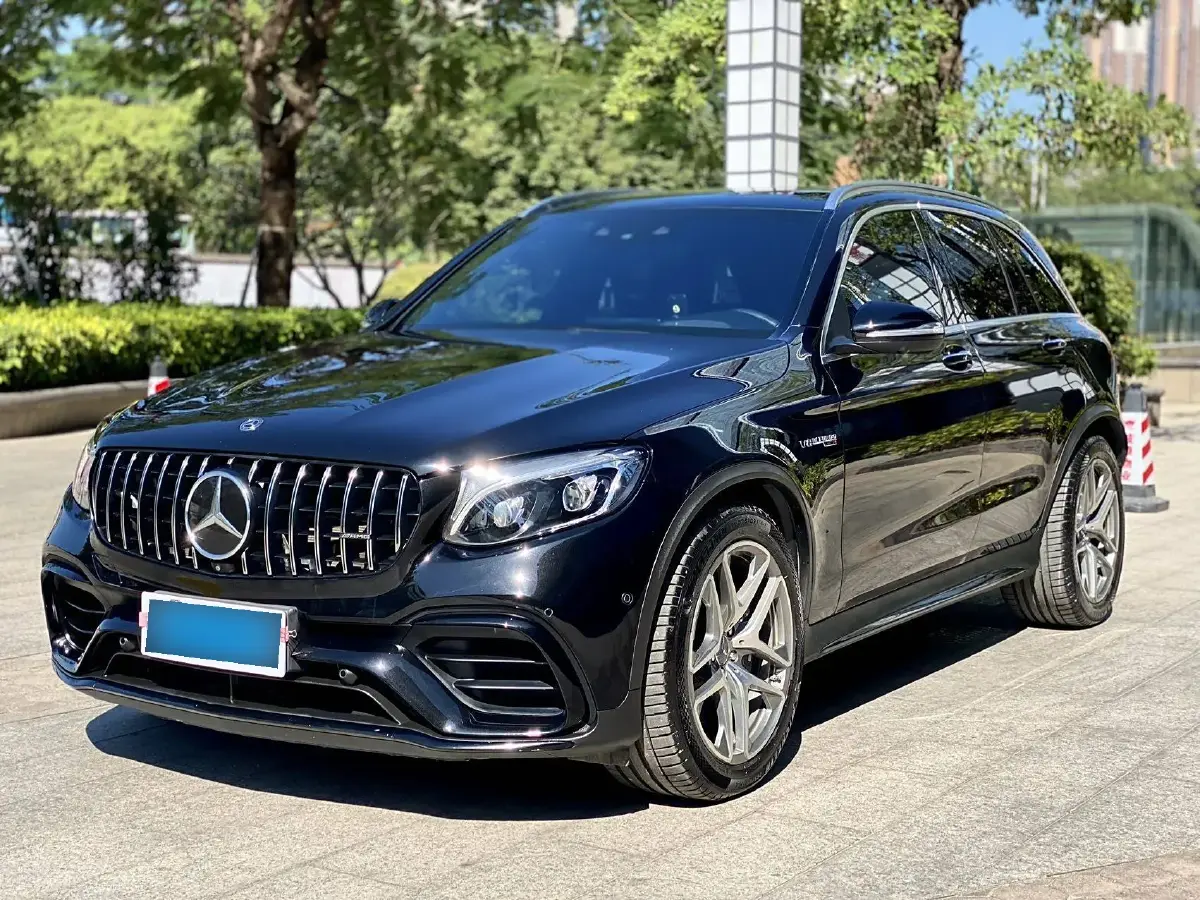 2018 Mercedes-Benz GLC AMG 4.0T 476HP V8 9AT