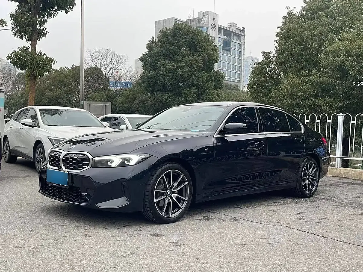 2023 BMW 3 Series 2.0T 184HP L4 8AT