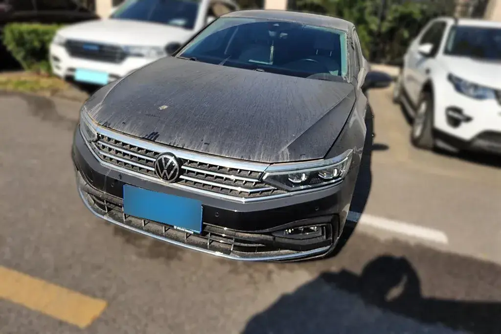 2023 Volkswagen Magotan 2.0T 220HP L4 7DCT