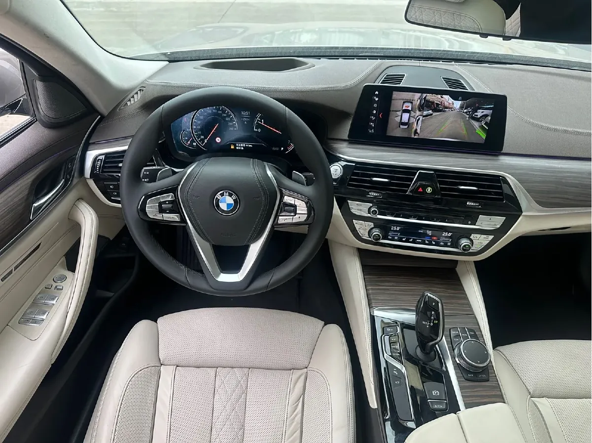 2018 BMW 5 Series 3.0T 340HP L6 8AT,autocango,china used car exporter,china ev exporter,chinese used car exporter,chinese used ev exporter