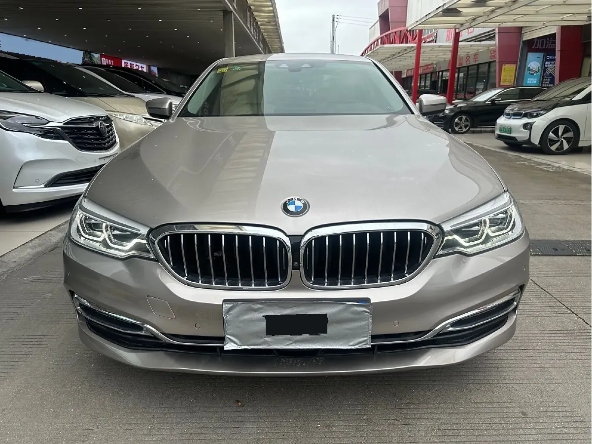 2018 BMW 5 Series 3.0T 340HP L6 8AT,autocango,china used car exporter,china ev exporter,chinese used car exporter,chinese used ev exporter