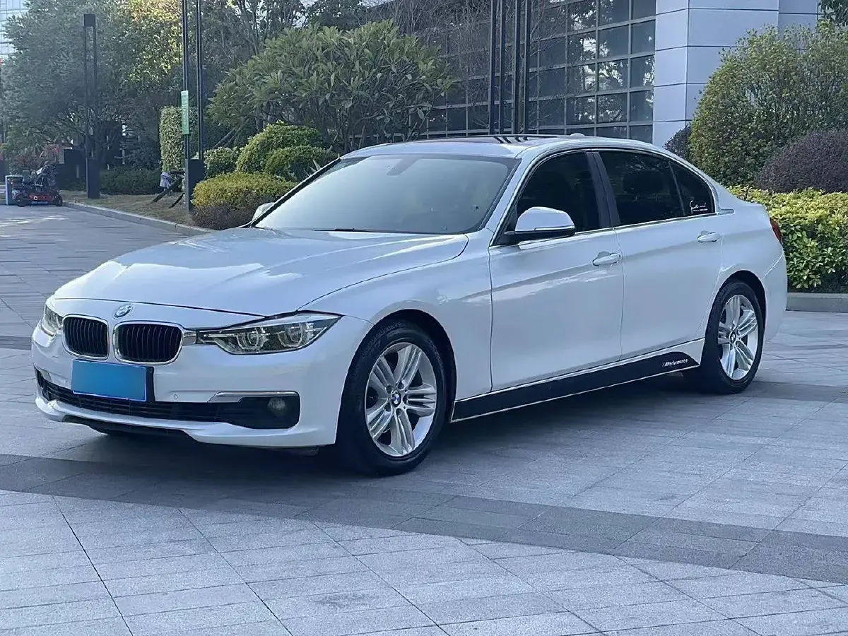 2016 BMW 3 Series 2.0T 184HP L4 8AT
