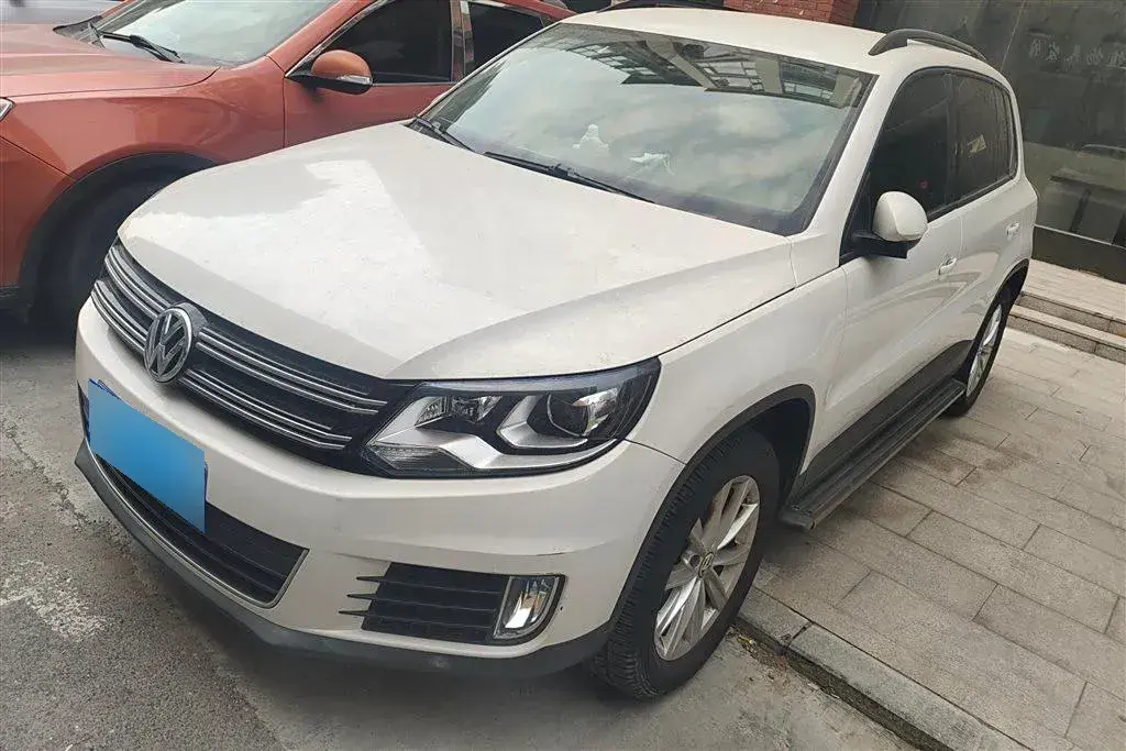 2015 Volkswagen Tiguan 1.8T 160HP L4 6AT