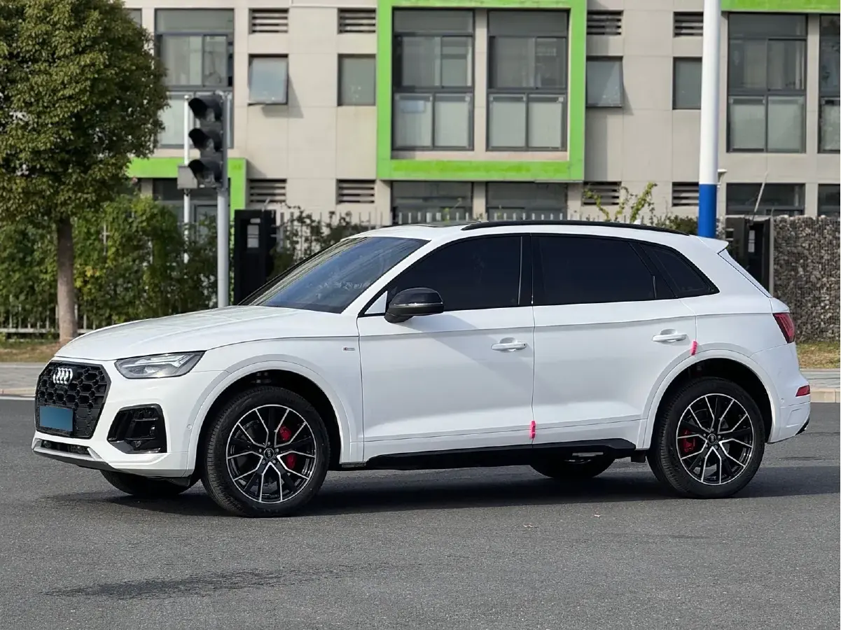2024 Audi Q5L 2.0T 245HP L4 7DCT