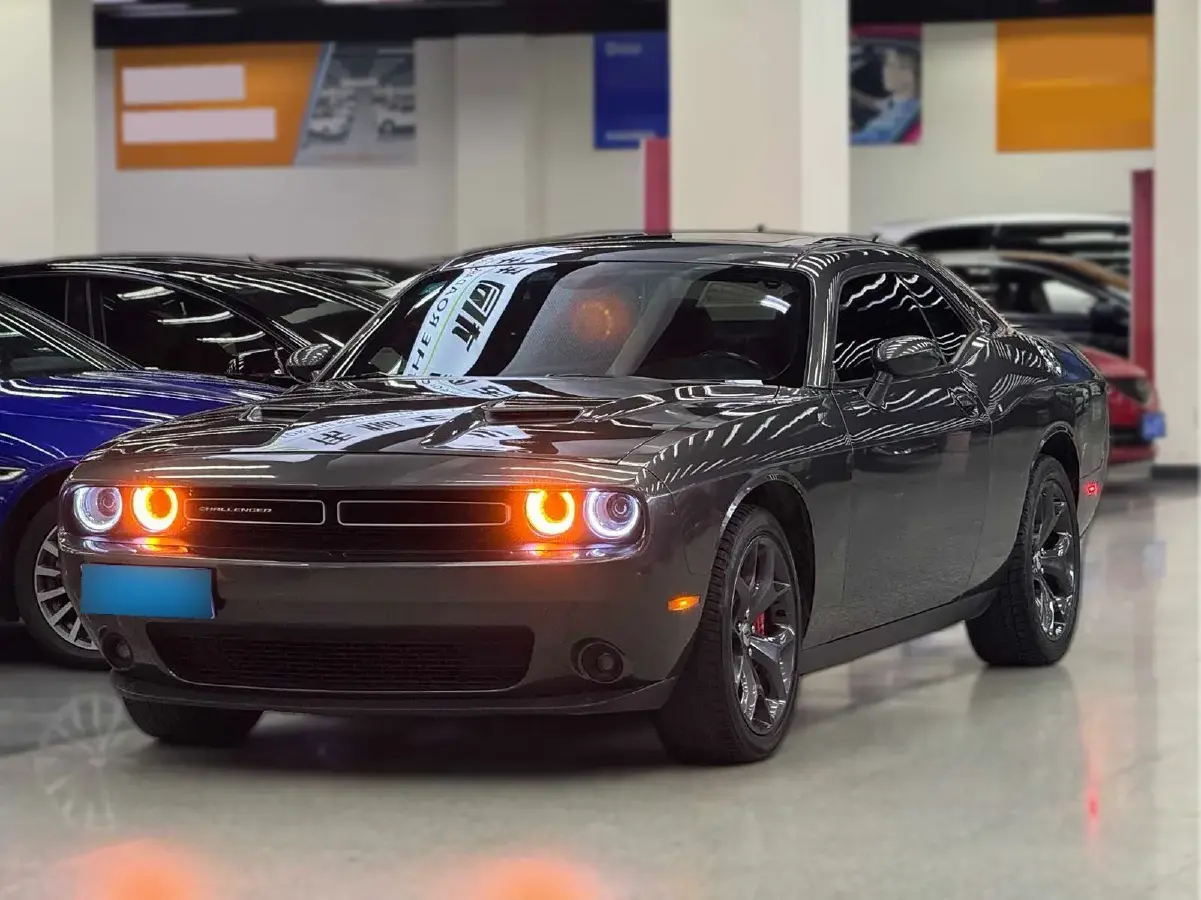 2019 Dodge Challenger SRT 6.2T 728HP V8 8AT