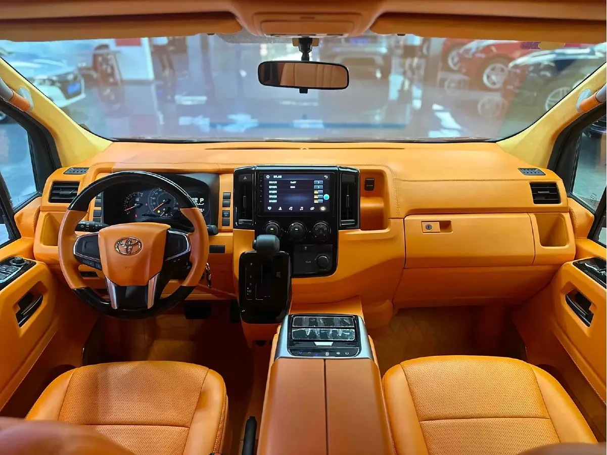 2021 Hyundai Staria 3.5L 272HP V6 8AT,autocango,china used car exporter,china ev exporter,chinese used car exporter,chinese used ev exporter