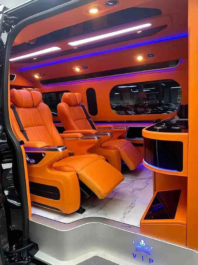 2021 Hyundai Staria 3.5L 272HP V6 8AT,autocango,china used car exporter,china ev exporter,chinese used car exporter,chinese used ev exporter