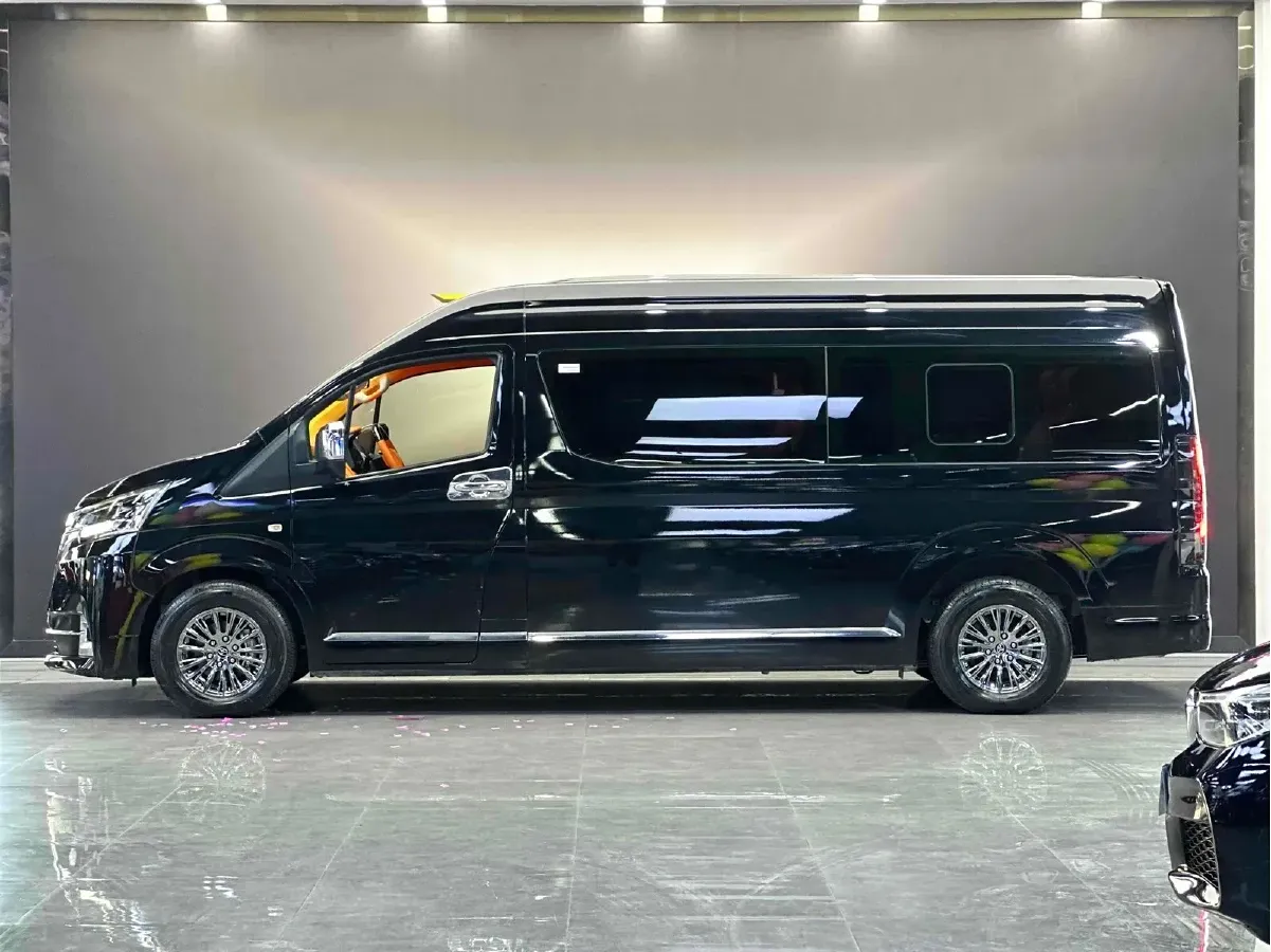 2021 Hyundai Staria 3.5L 272HP V6 8AT,autocango,china used car exporter,china ev exporter,chinese used car exporter,chinese used ev exporter