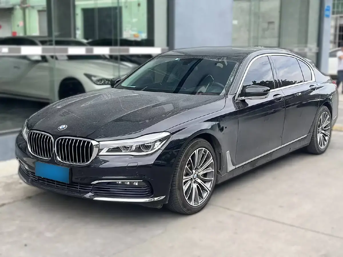 2016 BMW 7 Series 2.0T 258HP L4 8AT
