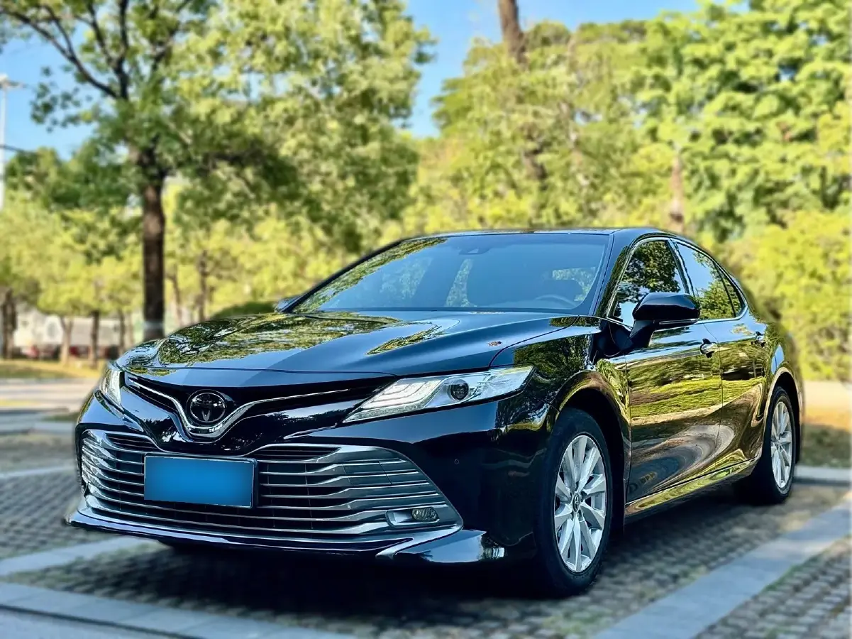 2019 Toyota Camry 2.0L 178HP L4 CVT