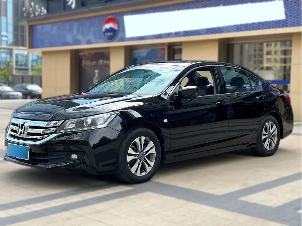 2015 Honda Accord 2.0L 155HP L4 CVT