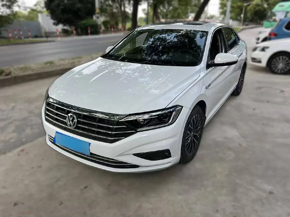 2020 Volkswagen Sagitar 1.4T 150HP L4 7DCT
