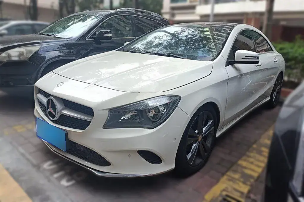 2016 Mercedes-Benz CLA Class 1.6T 156HP L4 7DCT
