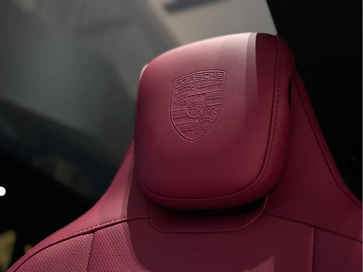 2020 Porsche Taycan 2AT BEV 79.2KWH,autocango,china used car exporter,china ev exporter,chinese used car exporter,chinese used ev exporter