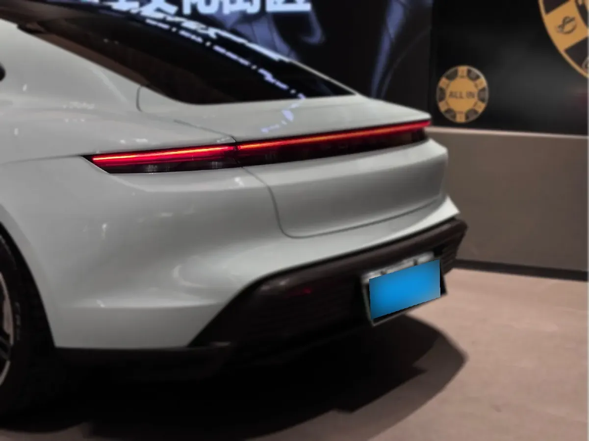 2020 Porsche Taycan 2AT BEV 79.2KWH,autocango,china used car exporter,china ev exporter,chinese used car exporter,chinese used ev exporter