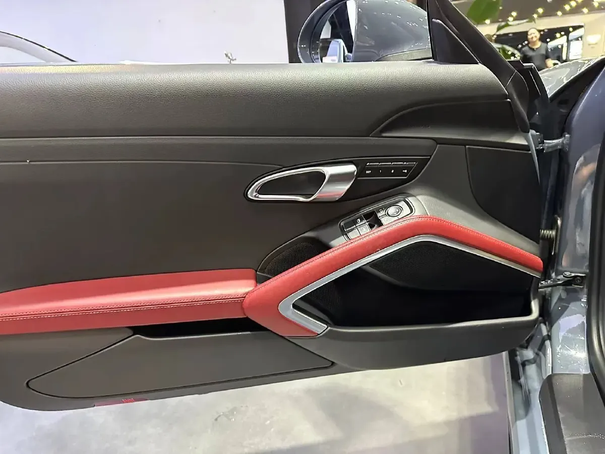 2016 Porsche 718 2.0T 250HP H4 7DCT,autocango,china used car exporter,china ev exporter,chinese used car exporter,chinese used ev exporter