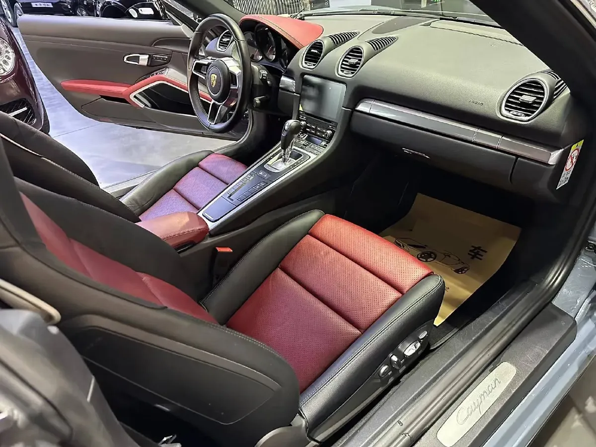 2016 Porsche 718 2.0T 250HP H4 7DCT,autocango,china used car exporter,china ev exporter,chinese used car exporter,chinese used ev exporter