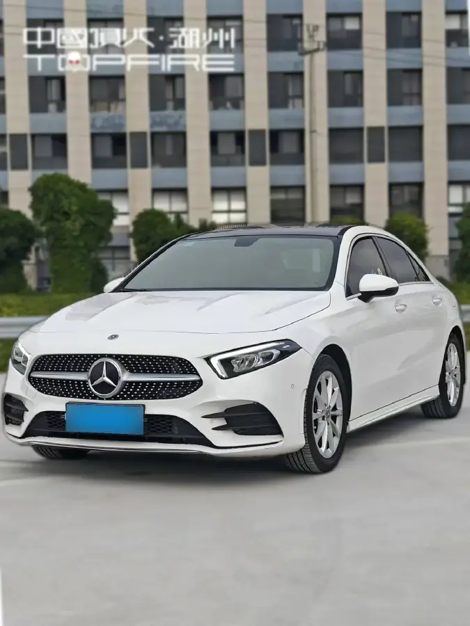 2021 Mercedes-Benz A Class 1.3T 163HP L4 7DCT