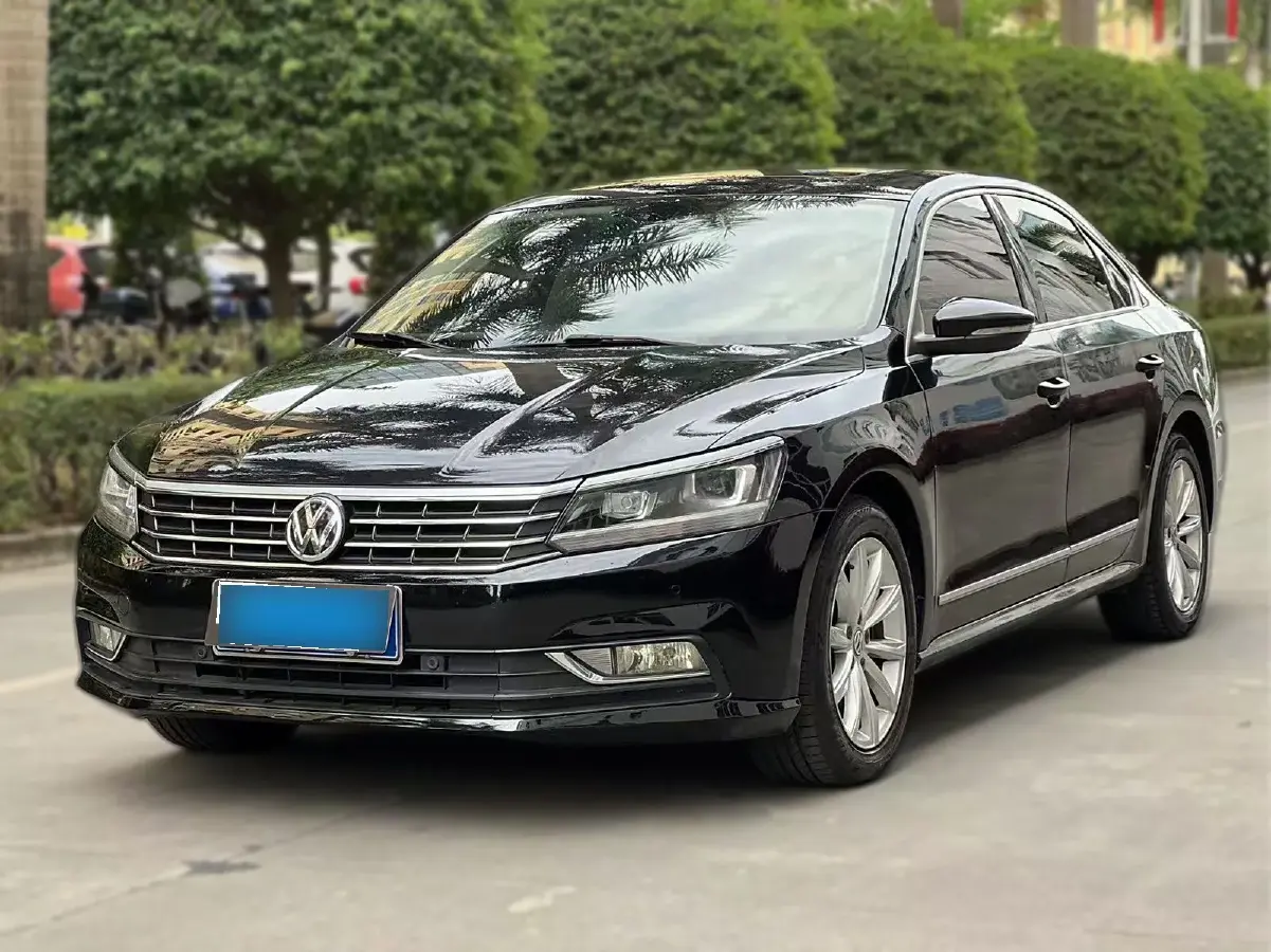 2017 Volkswagen Passat 1.8T 180HP L4 7DCT