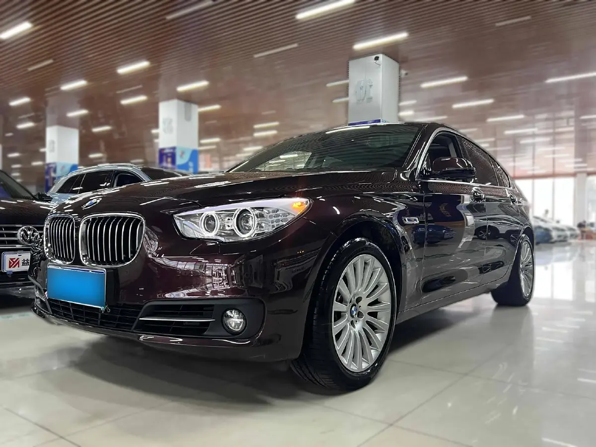 2014 BMW 5 Series GT 3.0T 306HP L6 8AT