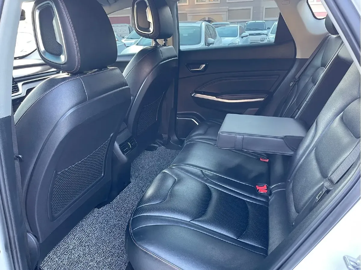 2019 HongQi E-HS3 BEV 52.5KWH,autocango,china used car exporter,china ev exporter,chinese used car exporter,chinese used ev exporter