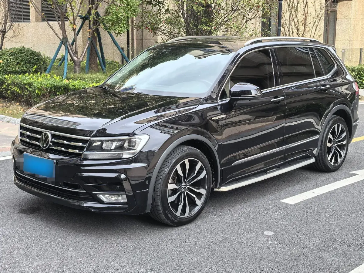 2021 Volkswagen Tiguan L 2.0T 186HP L4 7DCT