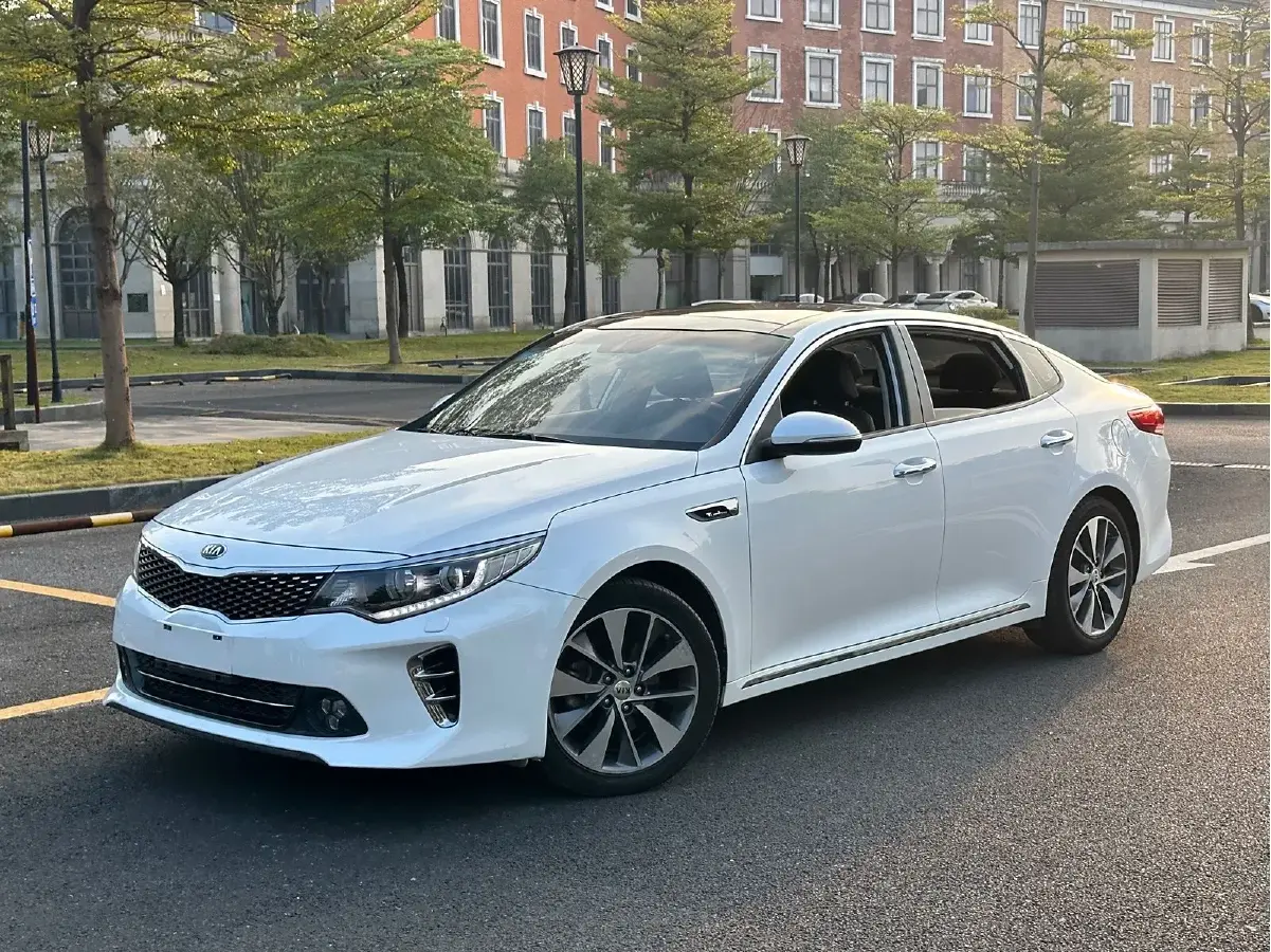 2016 Kia K5 1.6T 180HP L4 7DCT